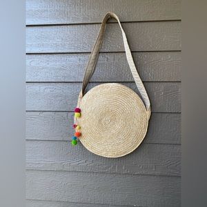 Circular Straw Bag With Tassels